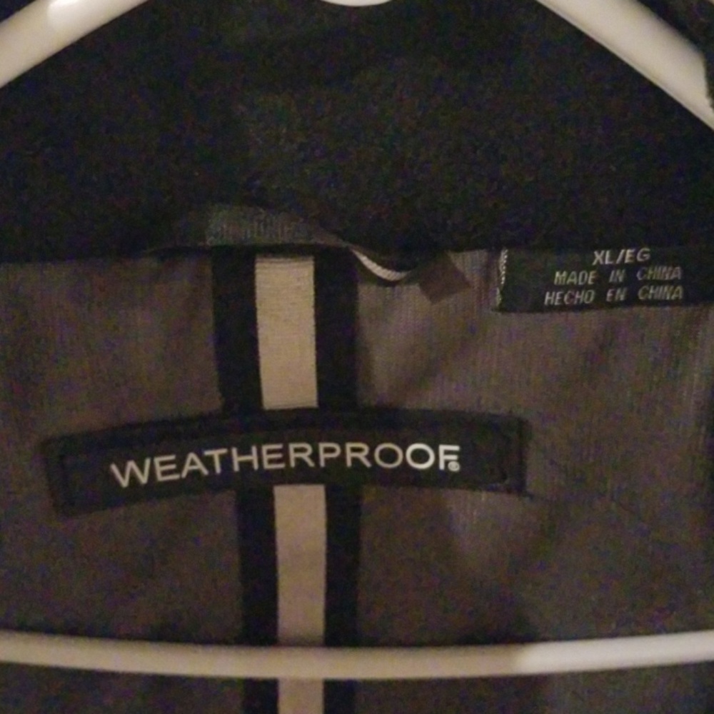 Coat - Picture 3 of 3